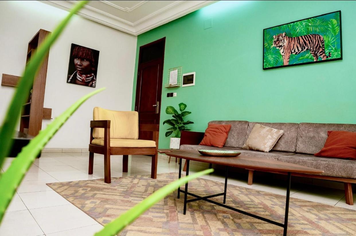 Ros'Appart Yaoundé Esterno foto